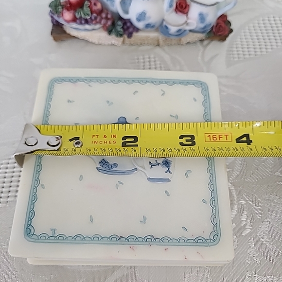 A.Richesco Co. Handpainted Set of 4 Square Coaster and Holder Vintage - Picture 11 of 12